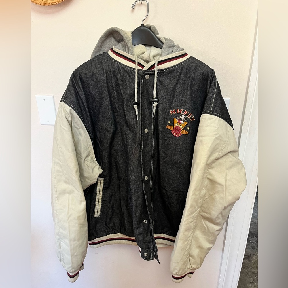 Vtg Mickey Mouse Disney Store XXL Bomber jacket